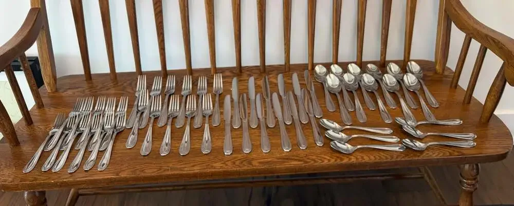Hampton Silversmiths Stainless Flatware Set